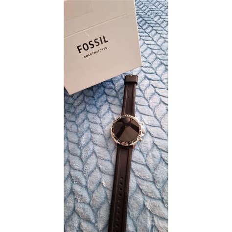 fossil smartwatch display reagiert nicht